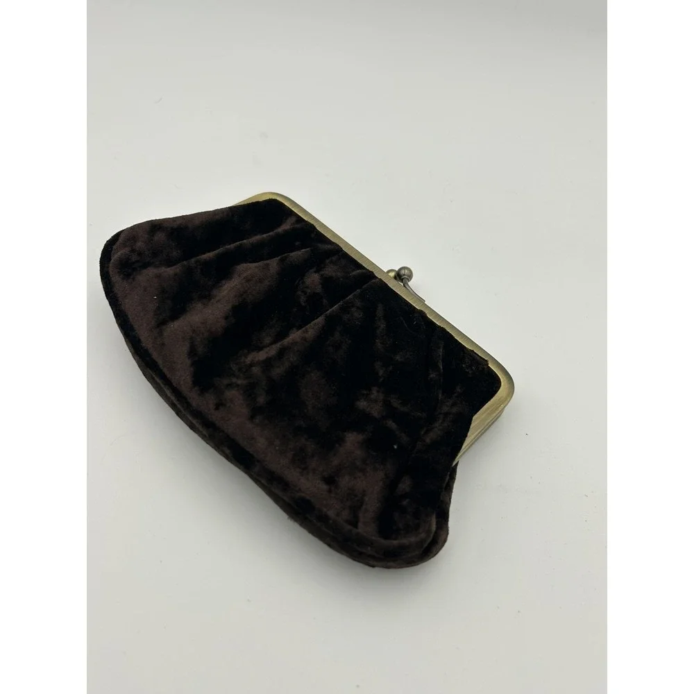 Vintage Brown Velvet Clutch Purse Kiss‎ Snap Gold Trim 8 Inch